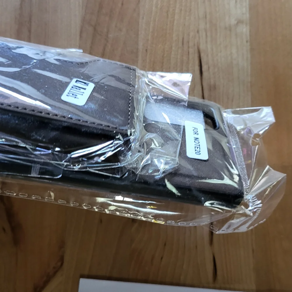 D.G. Ming Leather Wallet and Note 20 Phone Case Set